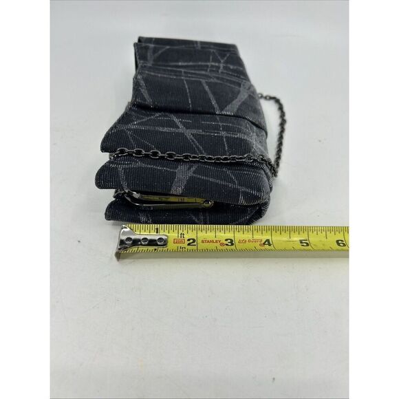 Sondra Roberts Designer Clutch Evening Shoulder Bag Silver Satin Chain Strap - Picture 10 of 12